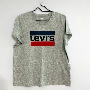 Levi’s T-Shirt Women Size L